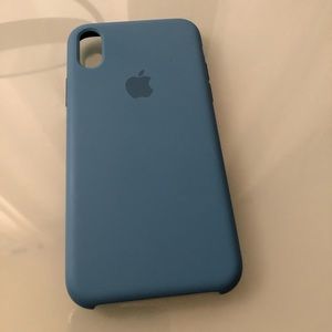 Apple silicone case in Denim Blue for iPhone X